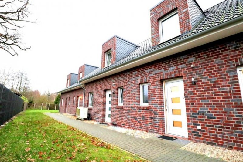 Rhauderfehn Rhauderfehn * 4 Reihenhäuser * Bj. 2022 * Wärmepumpe * jeweils 4ZKB * z.Z. vermietet * möbliert * Haus kaufen