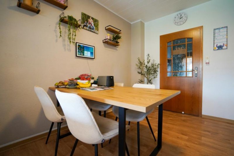 Rhauderfehn Viel Platz zum Wohlfühlen: Einfamilienhaus mit großem Garten & Potenzial in Backemoor! Haus kaufen