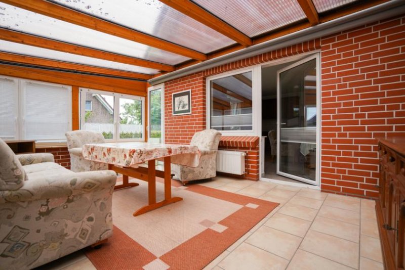 Weener Familienfreundliches Wohnen in ruhiger Lage – Modernes Einfamilienhaus mit viel Platz und Komfort! Haus kaufen