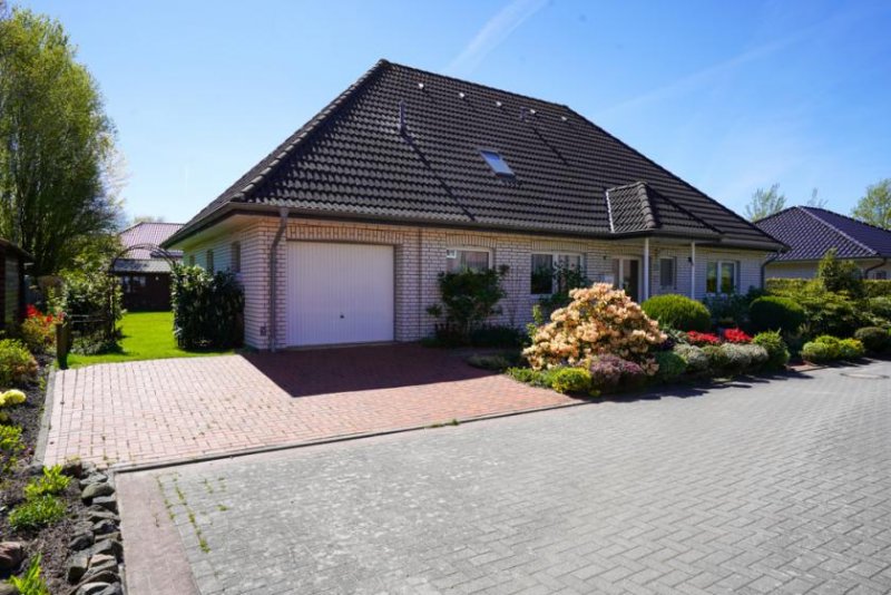 Weener Gepflegtes Einfamilienhaus mit Südterrasse, moderner Küche & Ausbaureserve in top Lage von Weener! Haus kaufen
