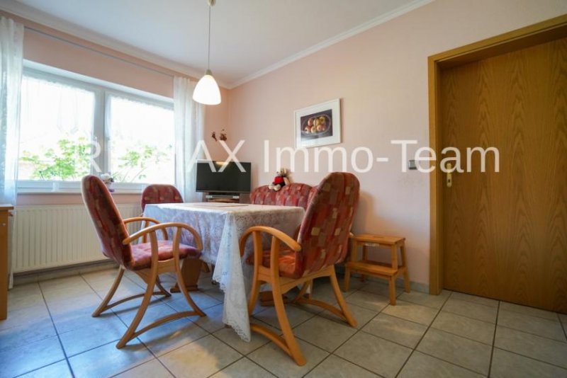 Weener Gepflegtes Einfamilienhaus mit Südterrasse, moderner Küche & Ausbaureserve in top Lage von Weener! Haus kaufen