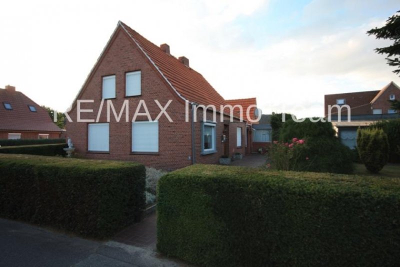 Weener * Großes Grundstück * 4 Zimmer * Heizung von 2018 * Nebengebäude ca. 150 m² * Gäste WC * Haus kaufen