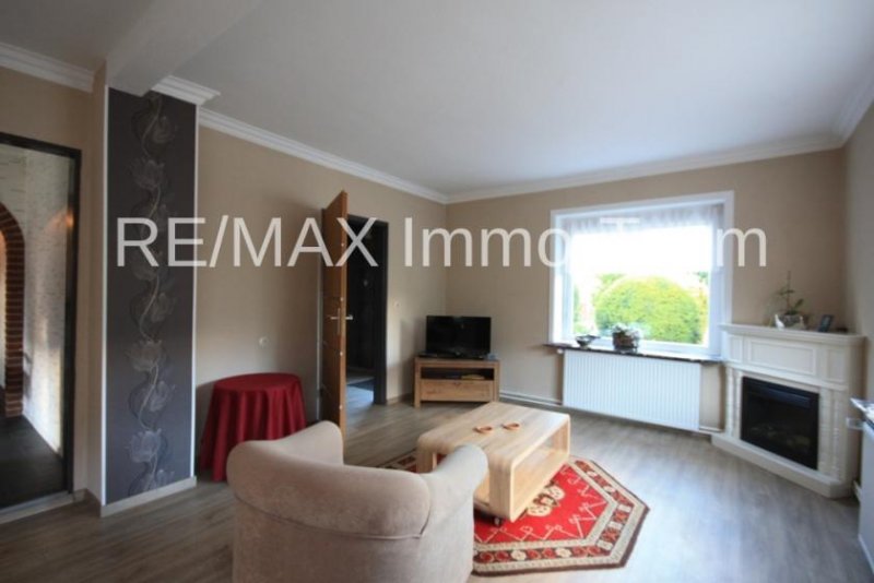 Weener * Großes Grundstück * 4 Zimmer * Heizung von 2018 * Nebengebäude ca. 150 m² * Gäste WC * Haus kaufen