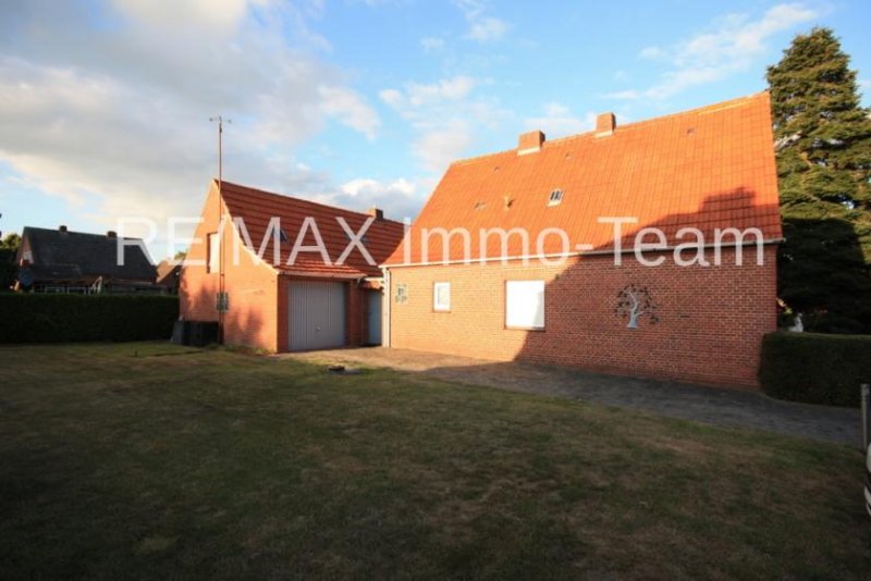 Weener * Großes Grundstück * 4 Zimmer * Heizung von 2018 * Nebengebäude ca. 150 m² * Gäste WC * Haus kaufen