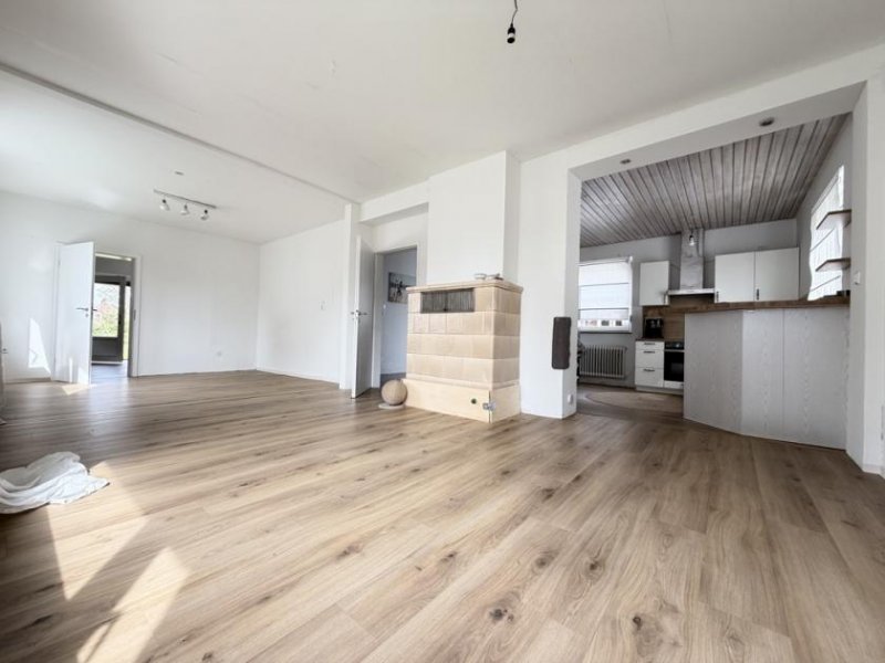 Weener * !!!RESERVIERT!!! * Heizung von 2017 * TOP Lage * Garage * Kaminzimmer * Werkstatt * Haus kaufen