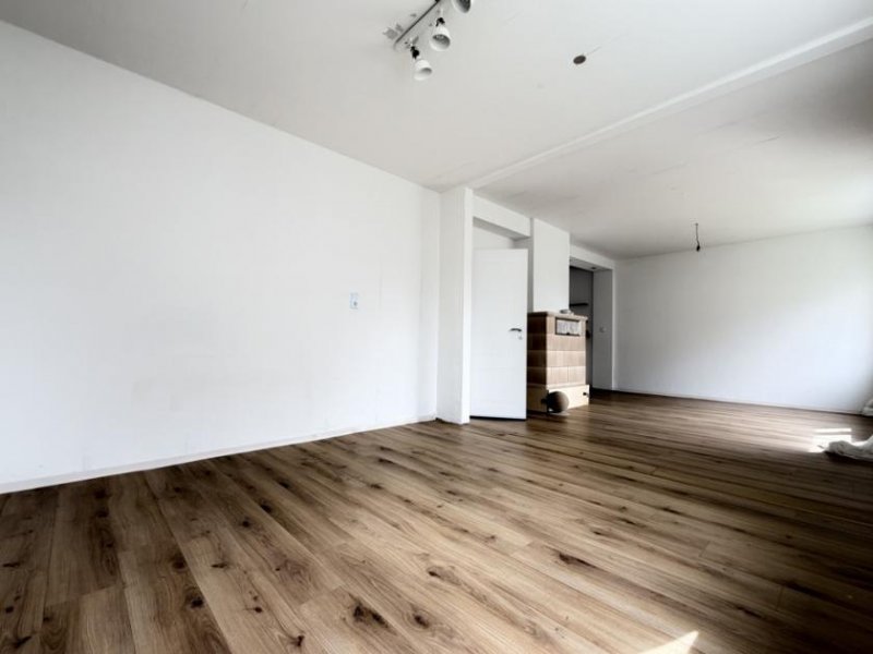 Weener * !!!RESERVIERT!!! * Heizung von 2017 * TOP Lage * Garage * Kaminzimmer * Werkstatt * Haus kaufen