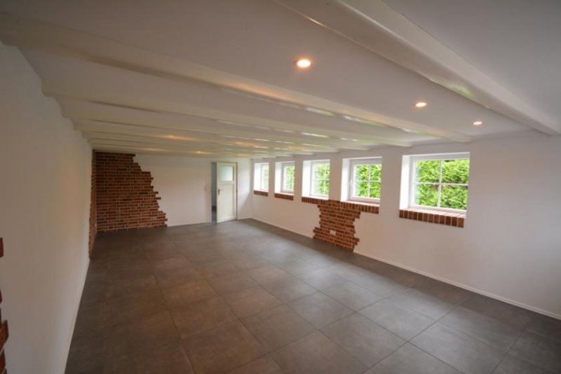 Weener * Sanierter Resthof mit viel Grünland * Haus kaufen