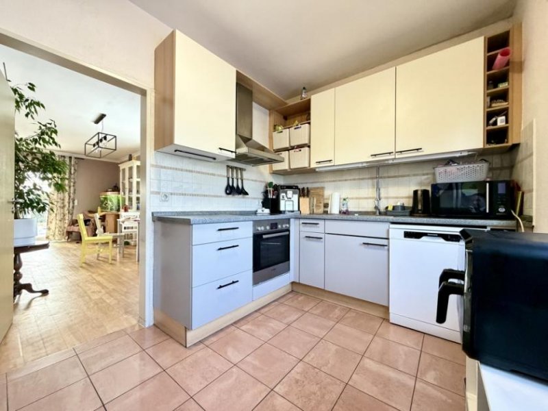 Weener * TOP Lage * DHH * Heizung von 2022 * PV- Anlage von 2023 * Hohlraumversiegelung * Haus kaufen