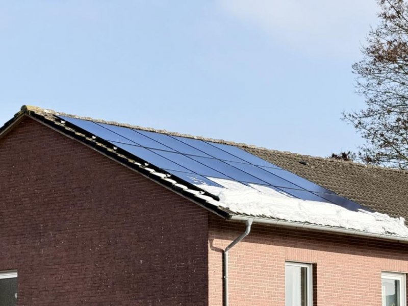 Weener * Top Lage * Heizung 2022 * PV-Anlage 2023 * Hohlraumisolierung * * Obergeschossdämmung * Haus kaufen