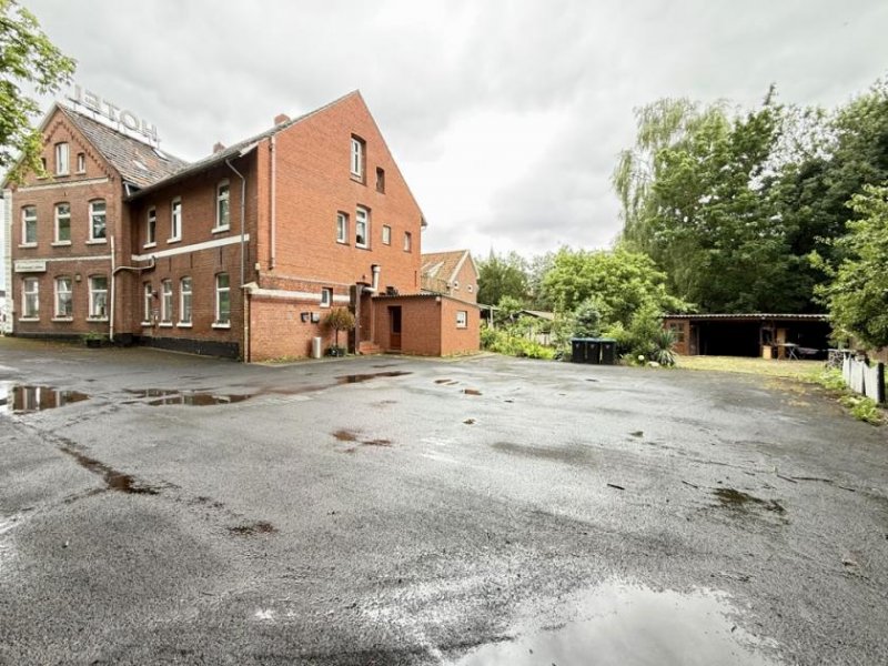 Bunde * Ehemaliges Hotel mit Anbau* TOP Lage * 18 Zimmer mit Bad * 3 Wohnungen * gute Infrastruktur * Haus kaufen