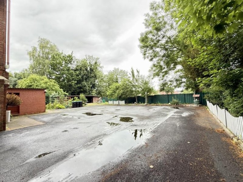 Bunde * Ehemaliges Hotel mit Anbau* TOP Lage * 18 Zimmer mit Bad * 3 Wohnungen * gute Infrastruktur * Haus kaufen