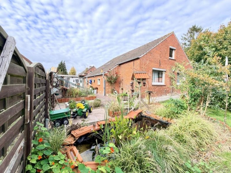 Bunde *großes Grundstück *Gasheizung von 2024 *Top Lage *Ausbaureserve *Carport Haus kaufen