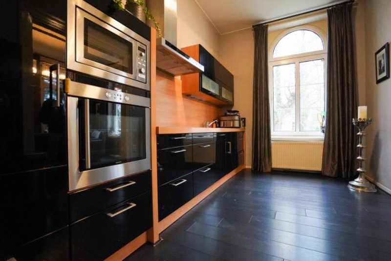 Bunde Großzügiges Bauernhaus mit großer Scheune, stilvoller Einrichtung und 3 Bädern in Bunde! Haus kaufen