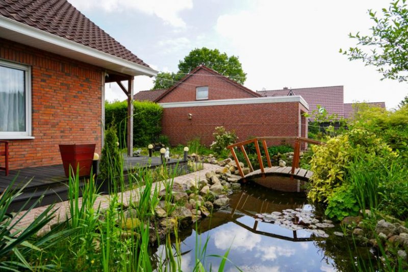 Bunde Großzügiges Familienhaus in Toplage von Bunde! 
Mit PV-Anlage, Loggia, Garage & sonniger Terrasse Haus kaufen