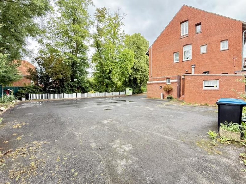 Bunde * Hotel mit 19 Zimmern und 3 Wohnungen * Plus Wohnhaus mit Wohnung und Ausbaureserve * Top Lage * Haus kaufen