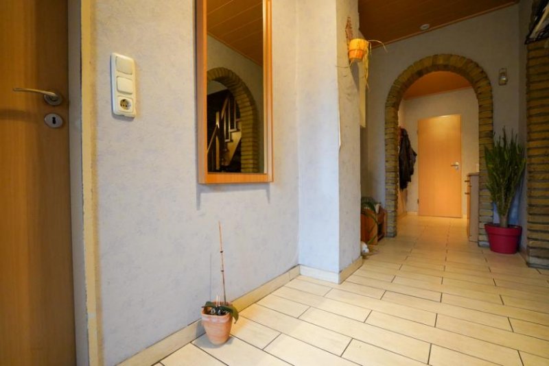 Bunde Ruhig gelegenes Wohnhaus mit freiem Blick und vielseitigen Nutzungsmöglichkeiten in Wymeer! Haus kaufen