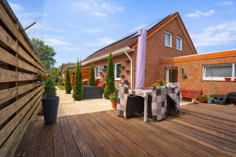 Bunde *Top Lage *Loggia *PV Anlage *Garage *2 Bäder *Terrasse *Top Raumaufteilung Haus kaufen