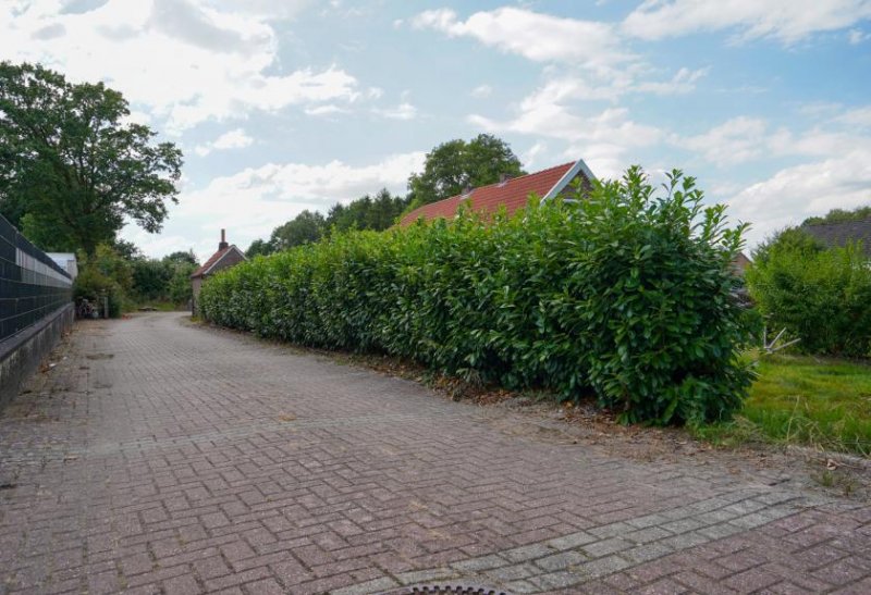 Ostrhauderfehn Ein Paradies für Pferdeliebhaber 
Einfamilienhaus mit ca. 12.645 m² Grundstück in Idafehn! Haus kaufen