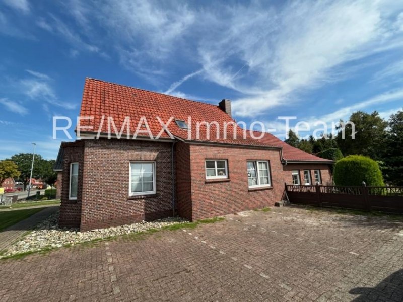 Ostrhauderfehn Einmalige Chance: 2 Immobilien auf 2363 m² * Haus kaufen