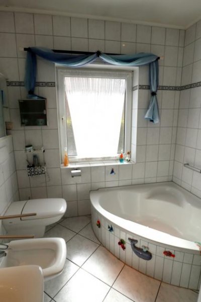 Ostrhauderfehn Walmdachbungalow * ruhige Wohnlage * Fußbodenheizung * umeinsehbarer Garten * ebenerdiges Wohnen * Haus kaufen