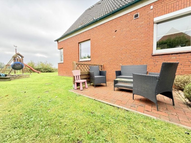 Jemgum * Ruhige Lage * Kamin * 2 Garagen * Unglaubliche Weitsicht * Heizung von 2023 * Top Raumaufteilung * Haus kaufen