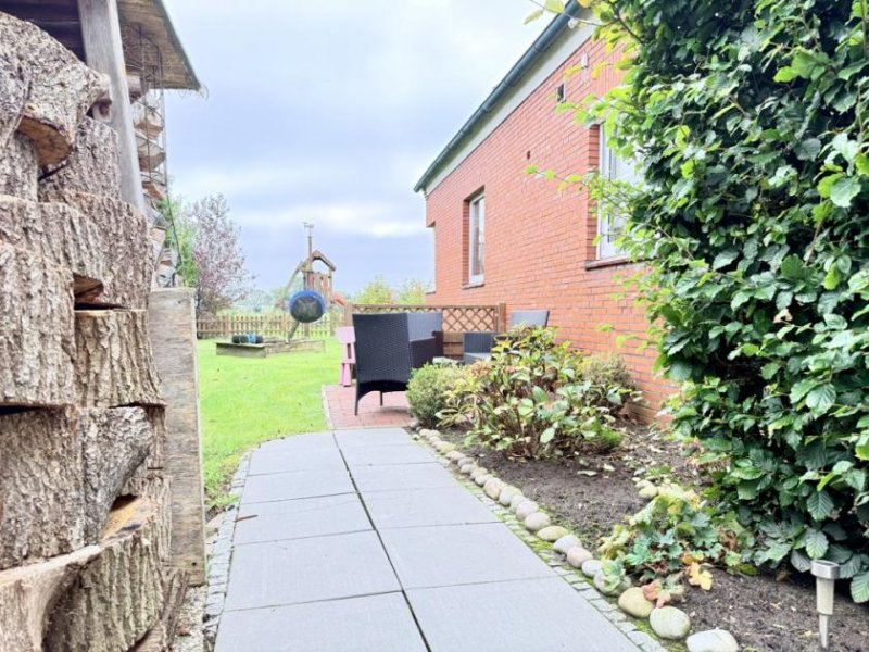 Jemgum * Ruhige Lage * Kamin * 2 Garagen * Unglaubliche Weitsicht * Heizung von 2023 * Top Raumaufteilung * Haus kaufen