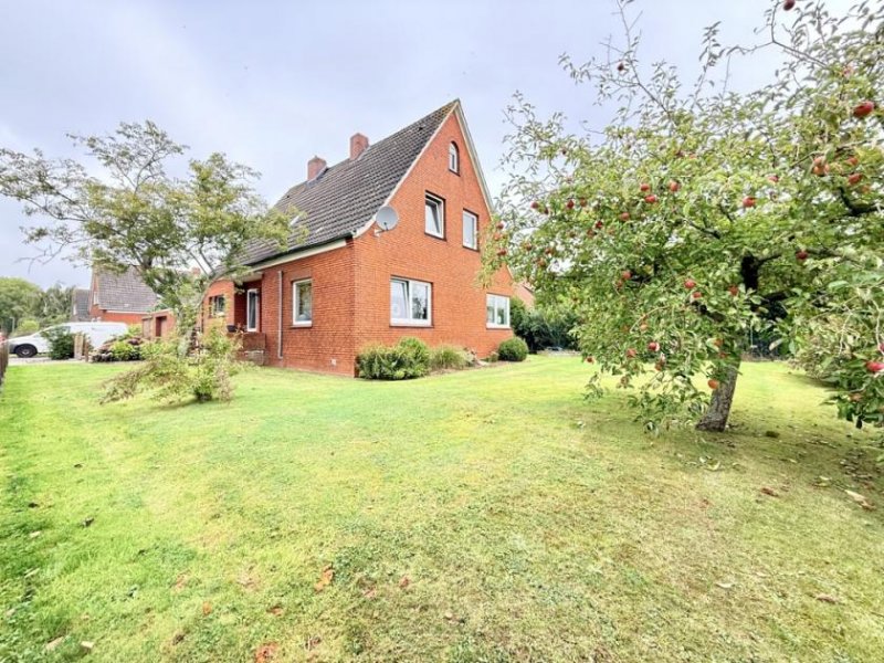 Jemgum * Ruhige Lage * Kamin * 2 Garagen * Unglaubliche Weitsicht * Heizung von 2023 * Top Raumaufteilung * Haus kaufen