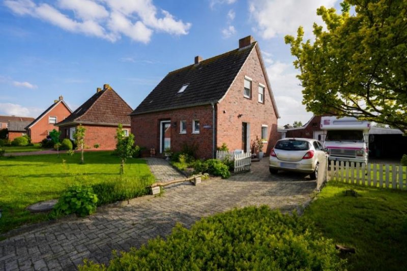 Jemgum Sehr gepflegtes, modernisiertes Einfamilienhaus in ruhiger Lage von Jemgum mit großem Grundstück! Haus kaufen
