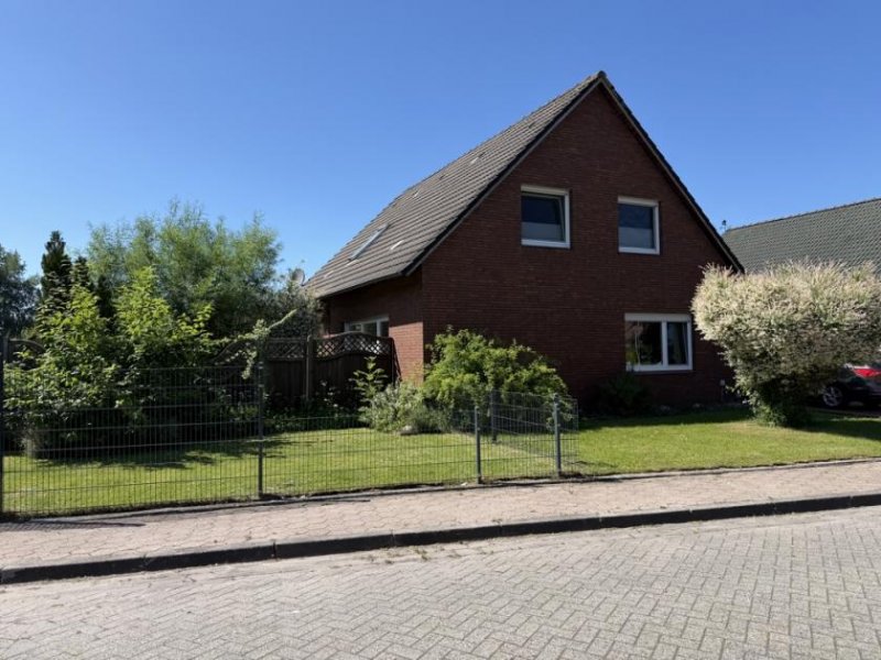 Jemgum * Zweifamilienhaus mit Potenzial – Wohnen, Vermieten oder beides im schönen Rheiderland * Haus kaufen