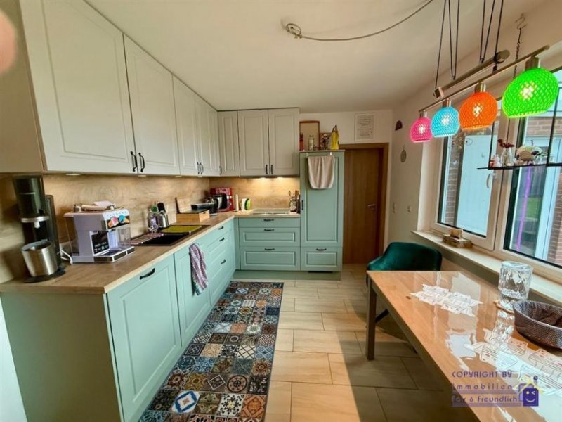 Papenburg Modernisiertes Einfamilienhaus mit PV-Anlage, Wärmepumpe & modernem Komfort in Papenburg Obenende Haus kaufen