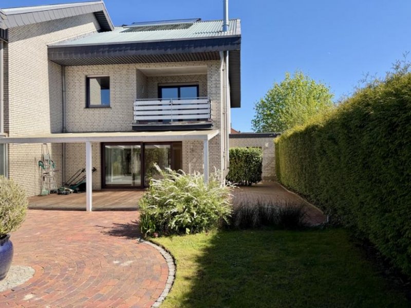 Papenburg * Papenburg-Untenende | Großzügige Doppelhaushälfte mit Garten, Keller und Solarthermie * Haus kaufen