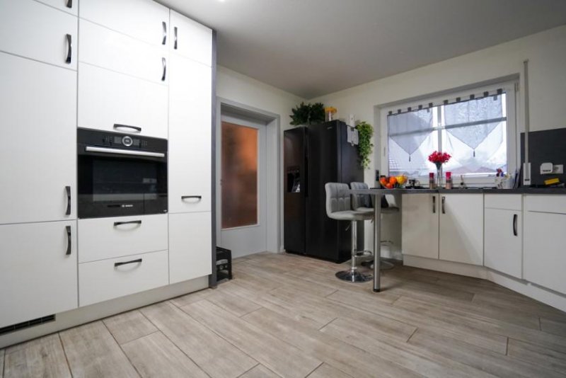 Papenburg Viel Platz, moderne Ausstattung & Einliegerwohnung – Wohnen mit Komfort in Papenburg-Aschendorf! Haus kaufen