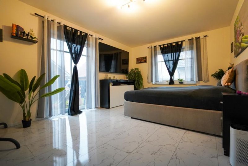 Papenburg Viel Platz, moderne Ausstattung & Einliegerwohnung – Wohnen mit Komfort in Papenburg-Aschendorf! Haus kaufen