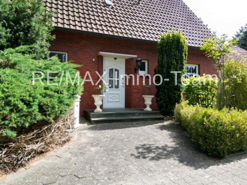 Papenburg * Viel Platz zum Leben: Haus mit Charakter und 10.813 m² Grundstück * Haus kaufen