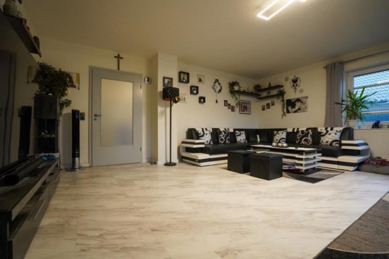 Papenburg * Zwei Wohneinheiten * hochwertig * modernisiert * PV Anlage * Lift * vielseitig nutzbar * Top Lage Haus kaufen