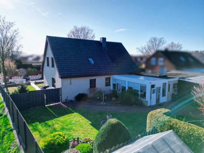 Surwold + Modernisiertes Einfamilienhaus vor Papenburg mit Wellnessbereich, Sommergarten & traumhaftem Grundstück + Haus kaufen