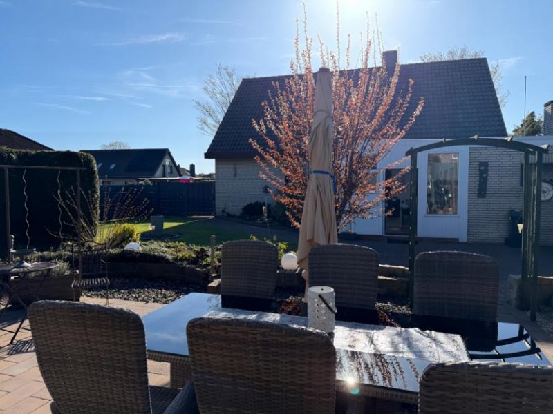 Surwold + Modernisiertes Einfamilienhaus vor Papenburg mit Wellnessbereich, Sommergarten & traumhaftem Grundstück + Haus kaufen