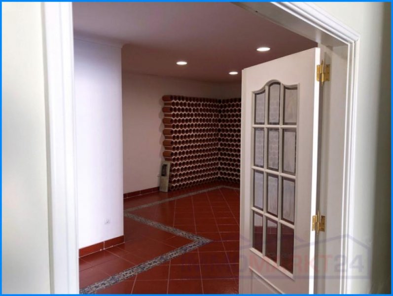 Sintra ***Geräumige Villa mit Pool, großer Küche und vielen Parkplatzmöglichkeiten sucht neuen Eigentümer*** Haus kaufen