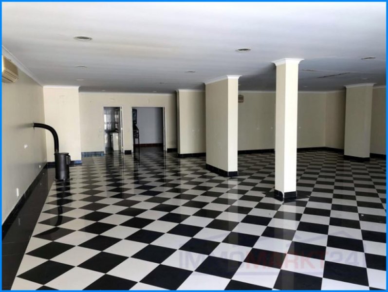 Sintra ***Geräumige Villa mit Pool, großer Küche und vielen Parkplatzmöglichkeiten sucht neuen Eigentümer*** Haus kaufen