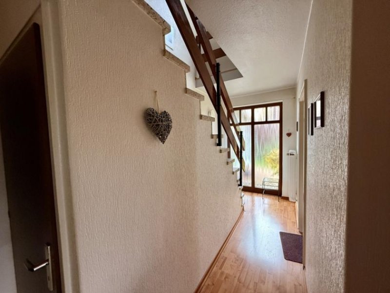 Selsingen Einfamilienhaus mit großem Garten und Doppelgarage in Selsingen Haus kaufen