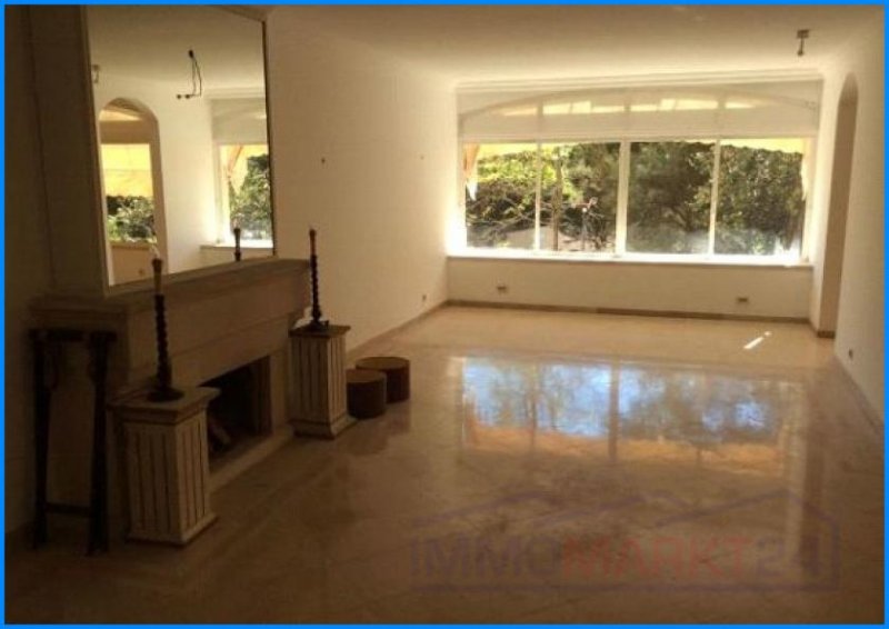 Cascais ***Große Eigentumswohnung mit Pool, 2 Stellplätzen im behindertengerechten Haus, sucht Eigentümer*** Wohnung kaufen