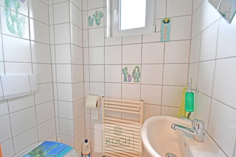 Bremerhaven EFH mit großen Garten, Garage und viel Potenzial am Schiffdorfer Grenzweg Haus kaufen