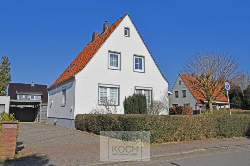 Langen (Landkreis Cuxhaven) RESERVIERT > Größtenteils modernisiertes Einfamilienhaus in ruhiger Lage von Langen Haus kaufen