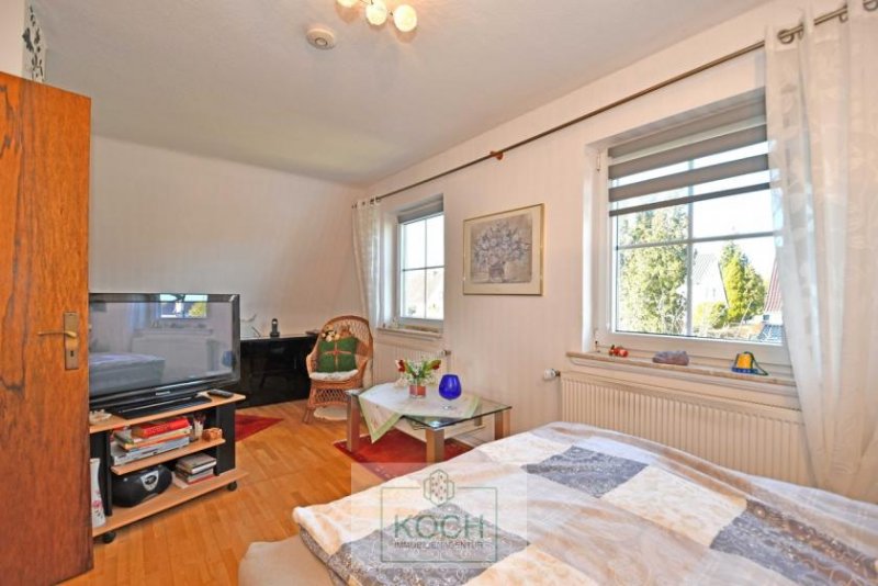 Langen (Landkreis Cuxhaven) RESERVIERT > Größtenteils modernisiertes Einfamilienhaus in ruhiger Lage von Langen Haus kaufen