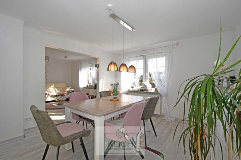 Langen (Landkreis Cuxhaven) RESERVIERT > Größtenteils modernisiertes Einfamilienhaus in ruhiger Lage von Langen Haus kaufen