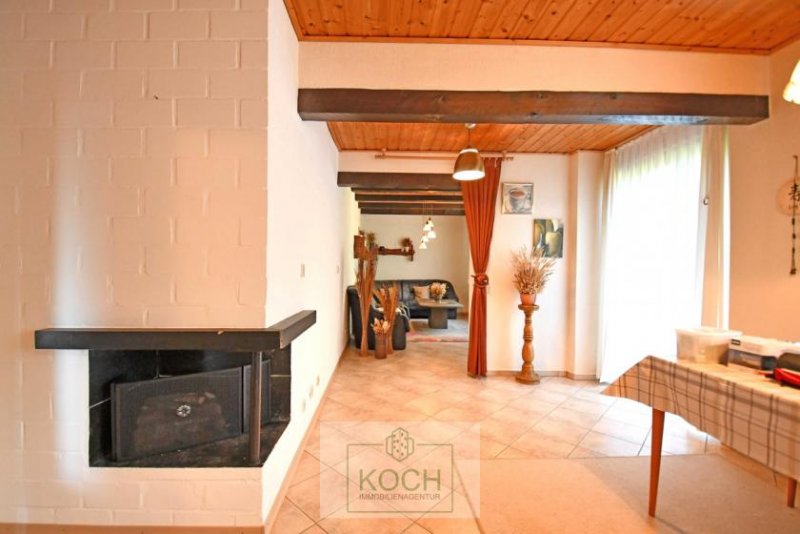 Loxstedt Großes 1-2 Familienhaus mit großem Grundstück in Loxstedt-Hahnenknoop Haus kaufen