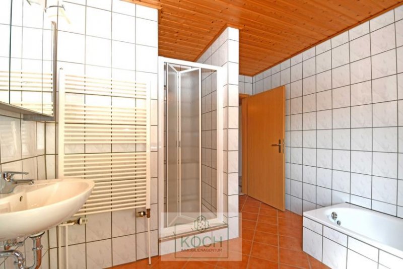 Loxstedt Großes 1-2 Familienhaus mit großem Grundstück in Loxstedt-Hahnenknoop Haus kaufen