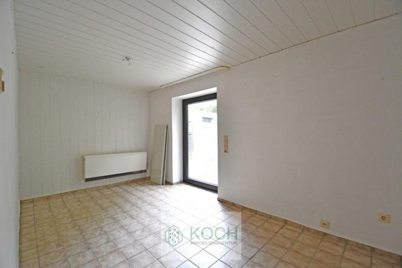 Schiffdorf Ein-/ Zweifamilienhaus in Schiffdorf mit zusätzlicher, separater Nutz-(Büro)fläche Haus kaufen