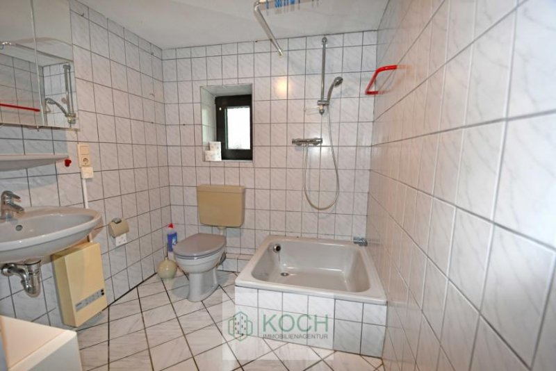 Schiffdorf Großes Einfamilienhaus mit zusätzlichem Anbau in Schiffdorf! Haus kaufen
