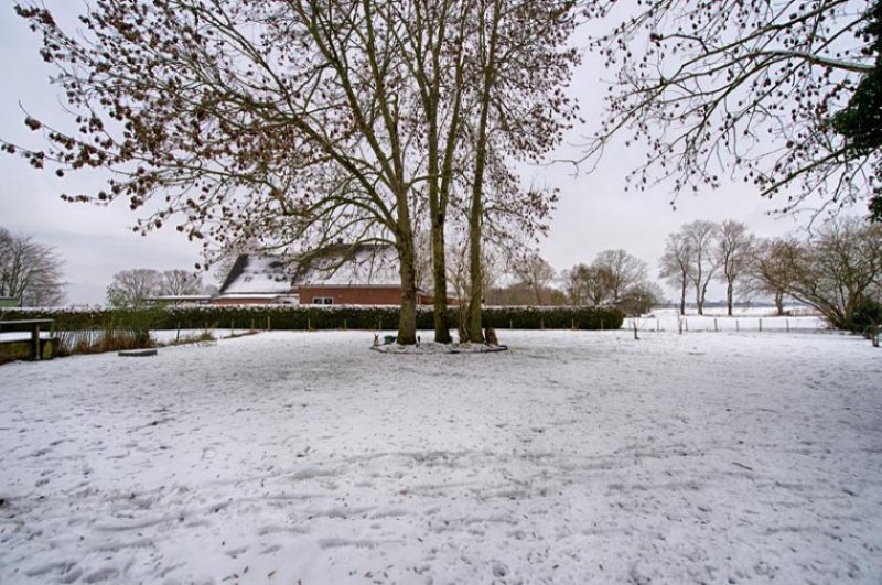 Berne BERNE - Ebenerdiges, freistehendes Einfamilienhaus auf 2.821 m2 (inkl. zusätzlichem Bauplatz) Haus kaufen